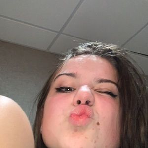 Meet your Posher, Hailie